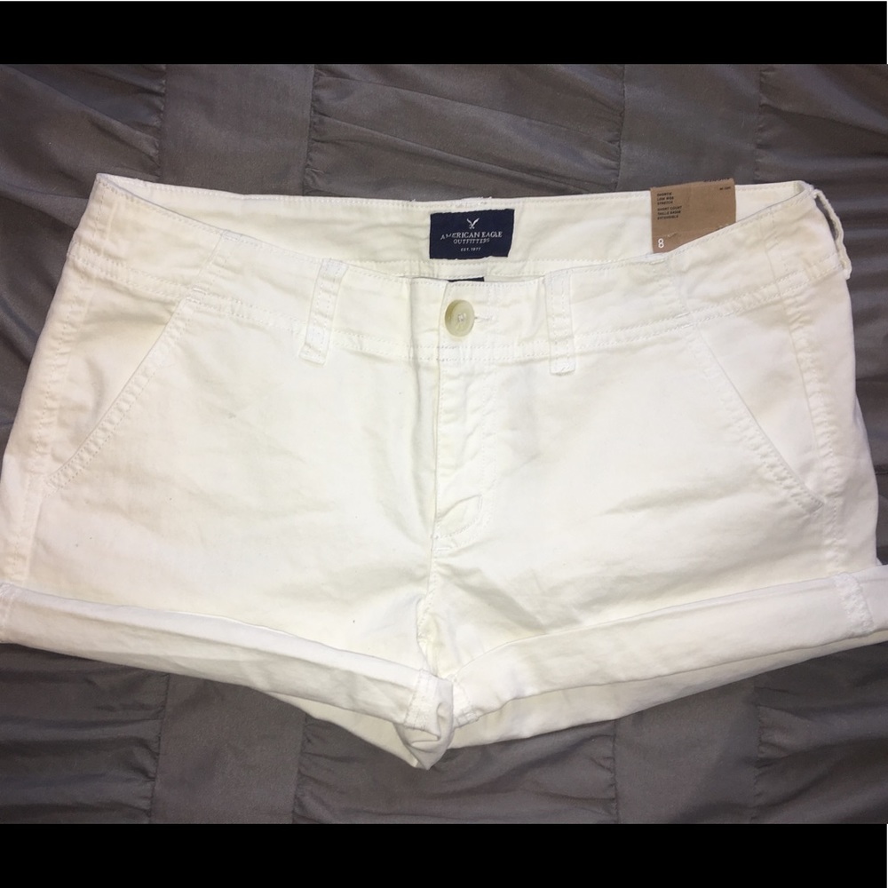 American Eagle NWT White Shorts size 8
